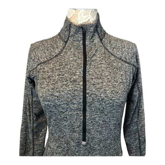 ATHLETA 1/4 zip long sleeve top with zippered pocket in gray size medium - Picture 3 of 12